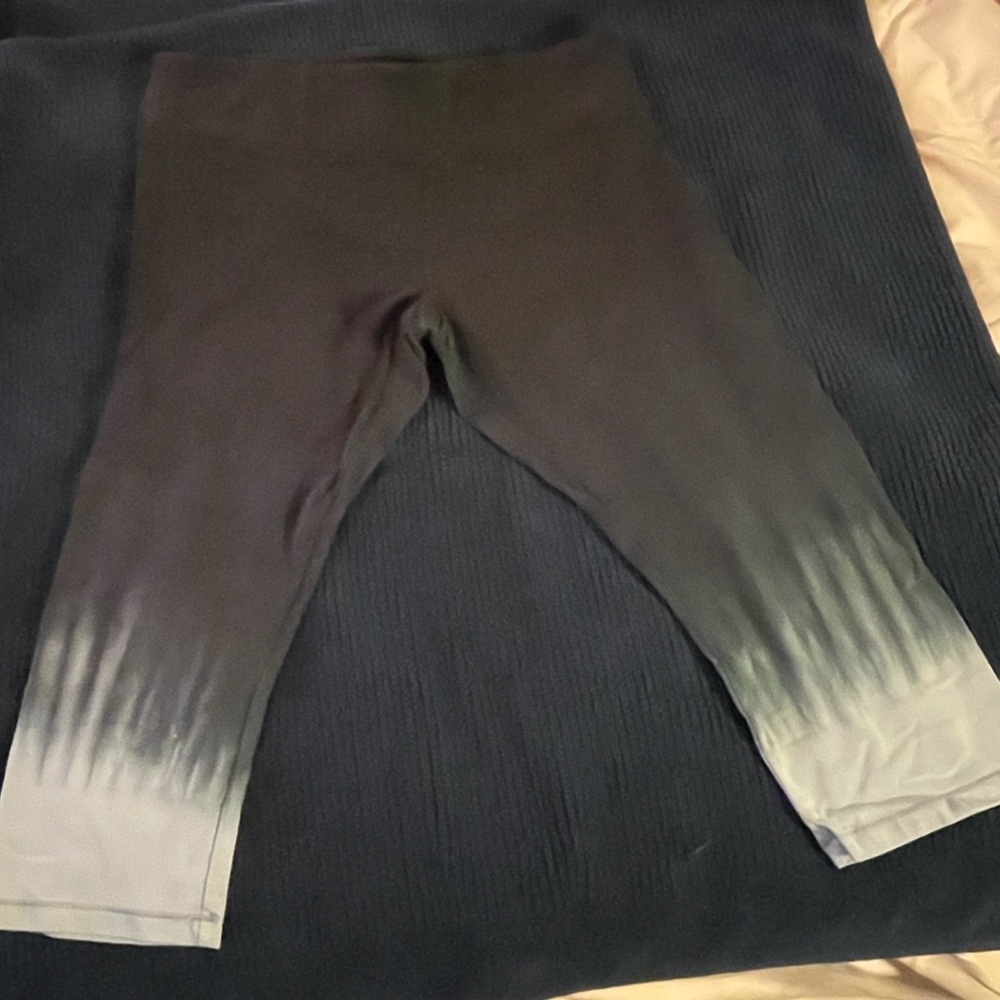 Calvin Klein capris